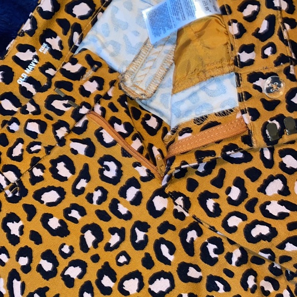 Pixie Leopard Print Pants - Picture 4 of 5